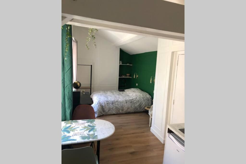 Studio Sous Les Toits Лион Экстерьер фото
